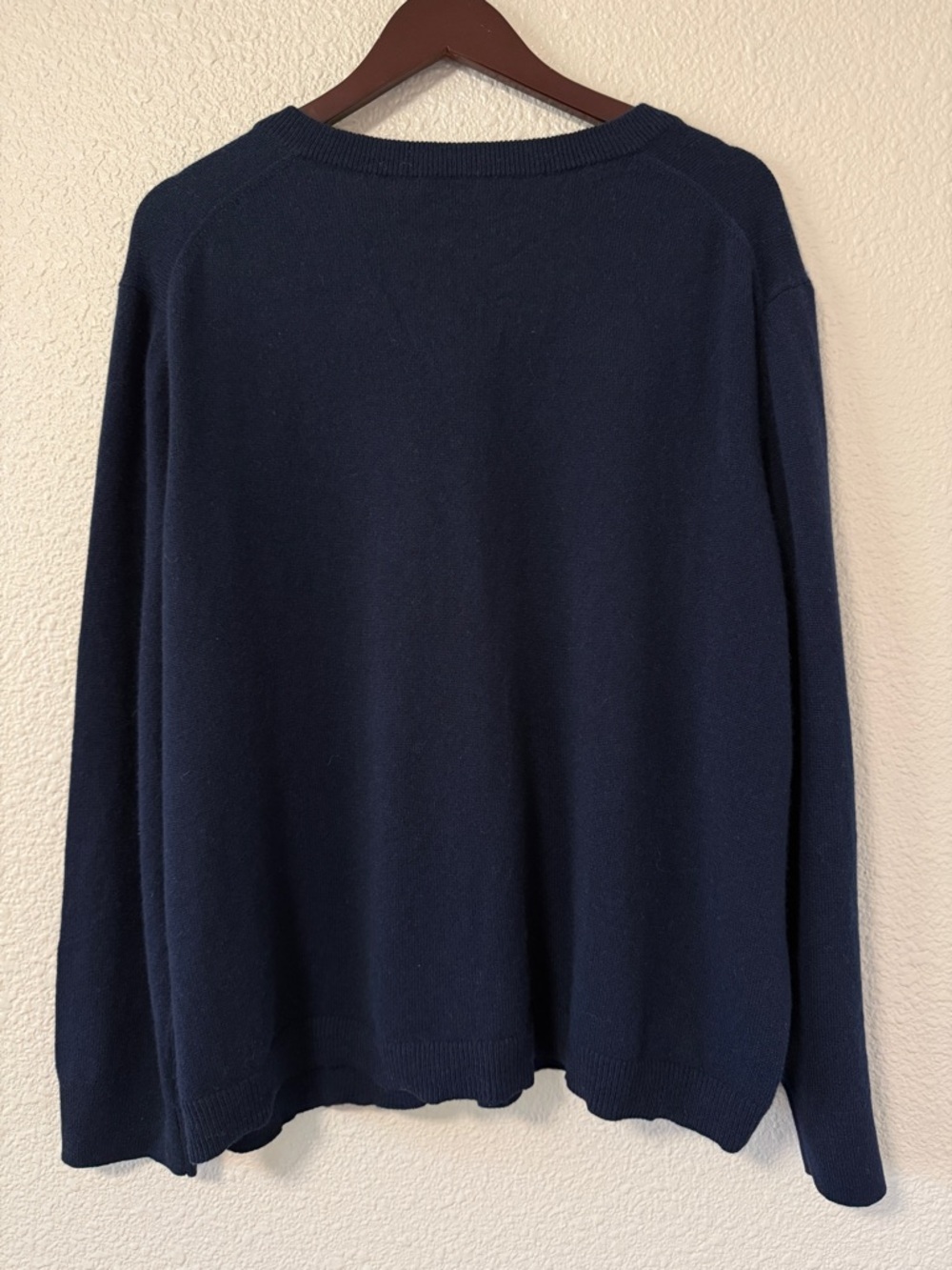 NWOT Jenni Kayne Flynn Cashmere V-Neck Sweater Navy 2X Quiet Luxury Minimalist - Picture 5 of 5